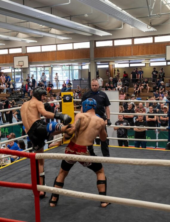 861 Kickboxen Männer